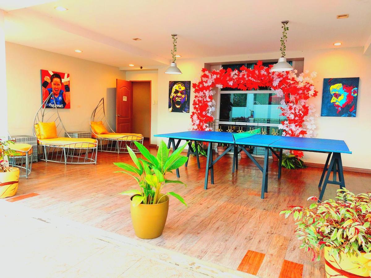 טגאיטאי Tagaytay Hotel Sixb מראה חיצוני תמונה