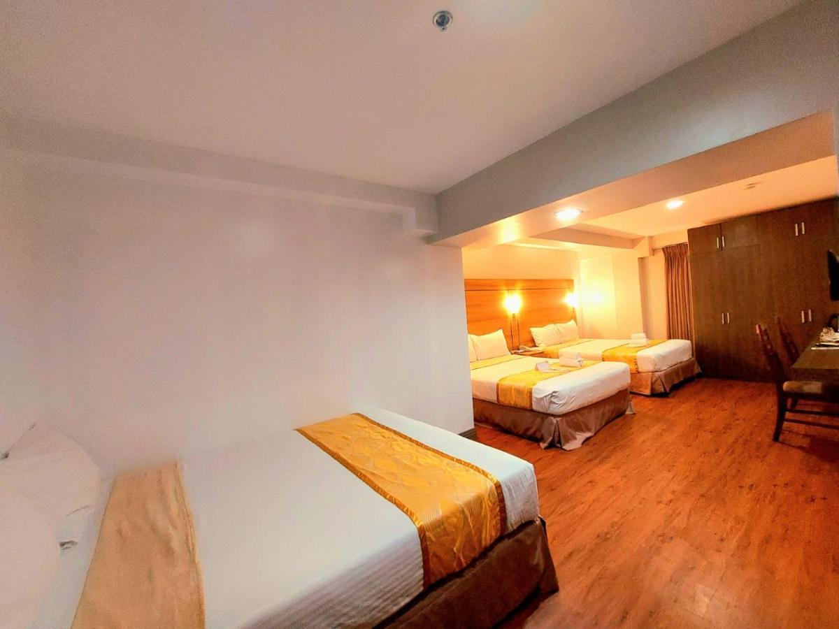 טגאיטאי Tagaytay Hotel Sixb מראה חיצוני תמונה